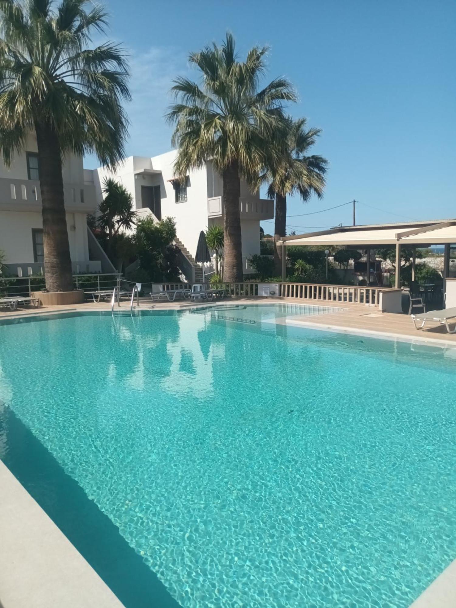 Cathrin Suites Stavrós Exterior foto