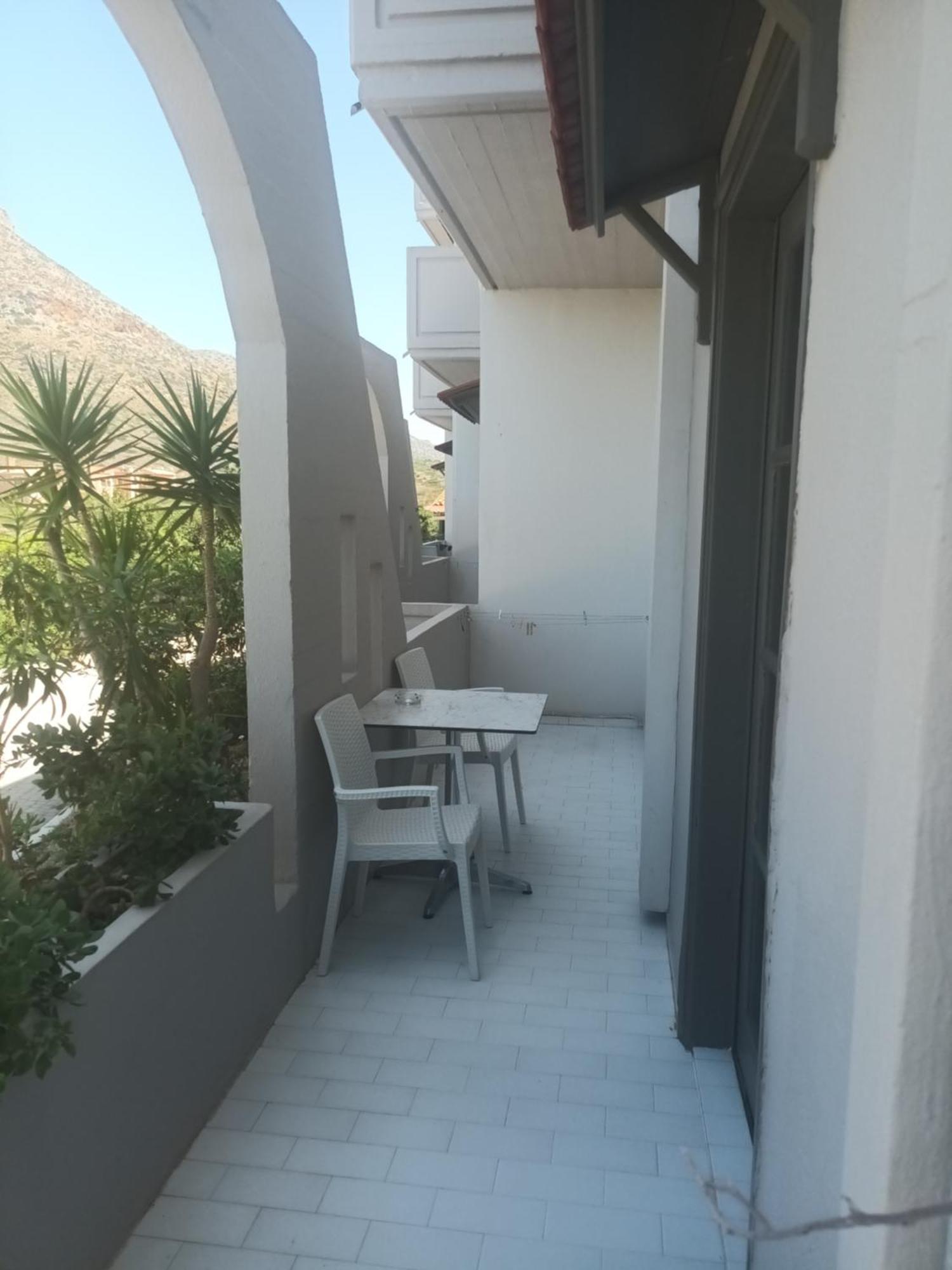Cathrin Suites Stavrós Exterior foto
